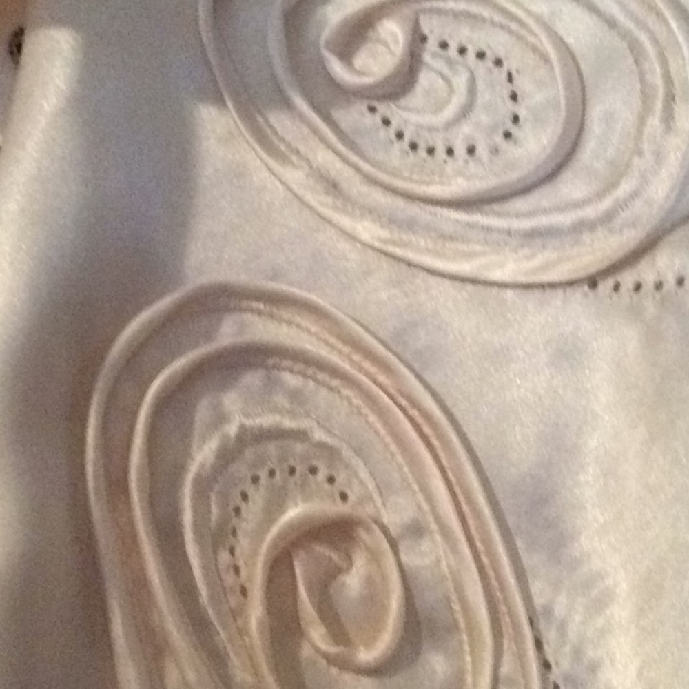 Top - Picture 3 of 6